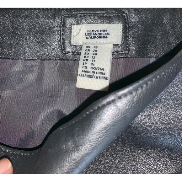 Gorgeous Leather Grey/Silver Skirt - Picture 3 of 4